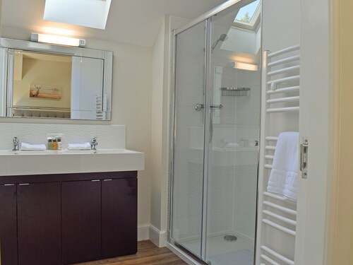 2 bedroom accommodation in Killin