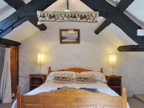 1 bedroom, free WiFi, bed sheets - 1 bedroom accommodation in near Criccieth (near Criccieth)