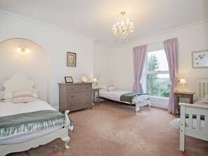 7 Schlafzimmer, kostenloses WLAN, Bettwäsche