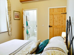 2 soverom, wi-fi (inkludert) og sengetøy