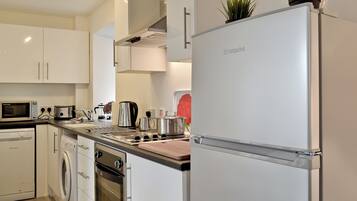 Dishwasher, highchair