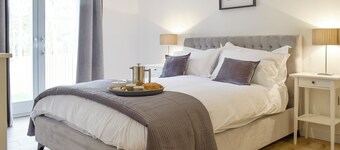3 bedroom accommodation in Balnaskeag, near Kenmore