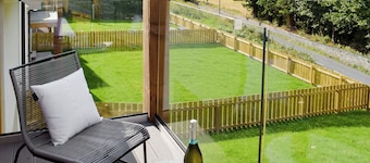 3 bedroom accommodation in Balnaskeag, near Kenmore