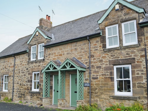 2 bedroom accommodation in Lesbury, near Alnwick