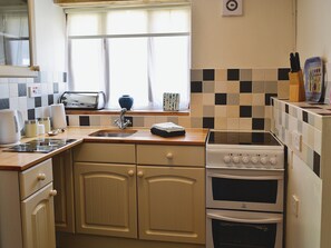 مستلزمات طهي/أطباق/أوعية