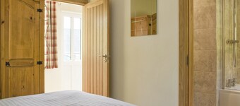Brynllin Holiday Cottages - Dildre