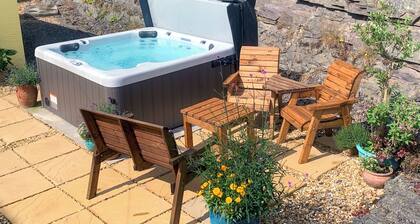 Brynllin Holiday Cottages - Dildre