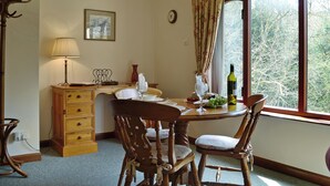 Unclassified image, 2 of 18, button - 1 bedroom accommodation in Dalbeattie, near Dumfries (Dalbeattie, near Dumfries)