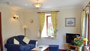 Unclassified image, 3 of 18, button - 1 bedroom accommodation in Dalbeattie, near Dumfries (Dalbeattie, near Dumfries)