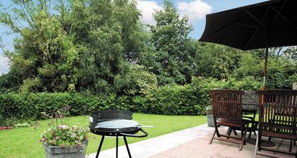 Looking for a romantic escape in Herefordshire’s rolling countryside.