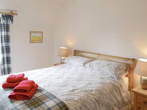 3 quartos, Wi-Fi de cortesia, roupa de cama
