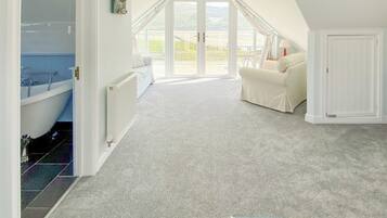 3 bedrooms, free WiFi, bed sheets