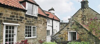 3 bedroom accommodation in Sandsend, Whitby