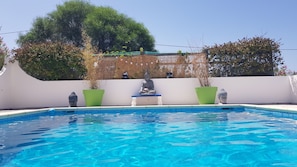 Piscine extérieure, piscine chauffée