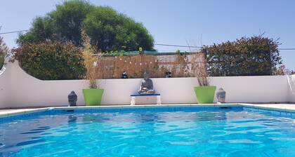 Villa with pool in the Ourique region <br>sleeps 9 4 bedrooms