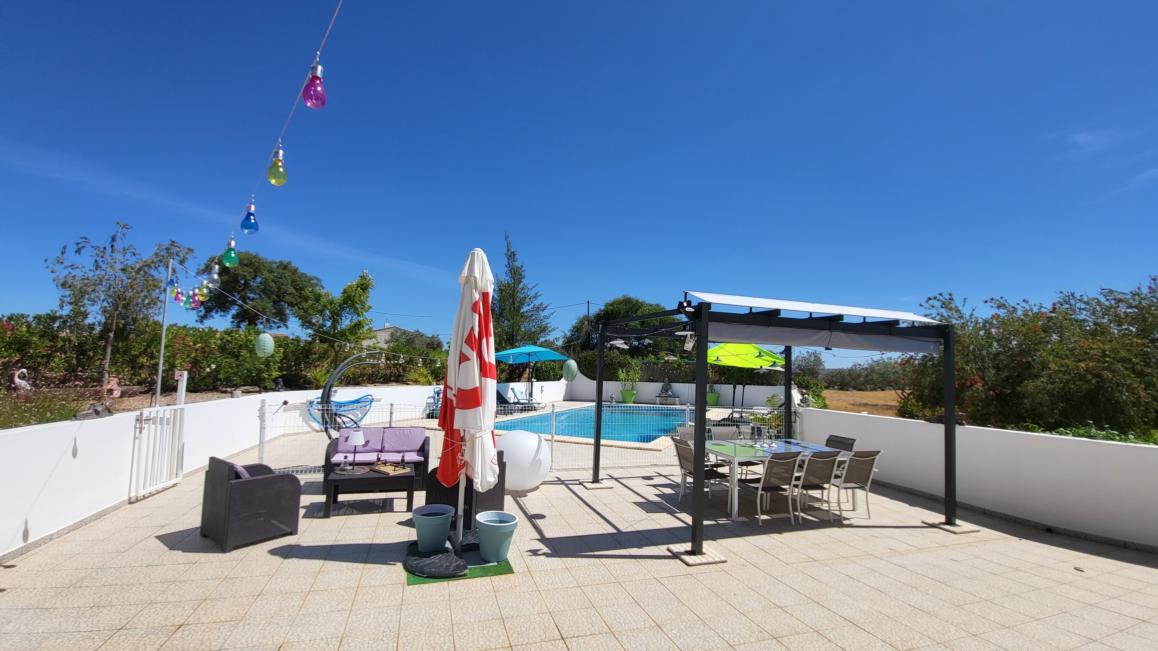 Piscine extérieure, piscine chauffée