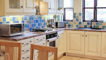 Dishwasher, highchair, cookware/dishes/utensils