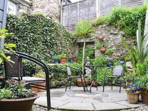 Terrace/patio - 3 bedroom accommodation in Polruan-by-Fowey (Polruan-by-Fowey)
