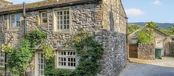 2 bedroom accommodation in Linton, near Grassington