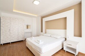 Villa Deluxe | 4 sovrum, skrivbord, strykjärn/strykbräda och gratis wi-fi