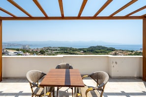 Deluxe Villa | Terrace/patio - Adavillas (Kusadasi)