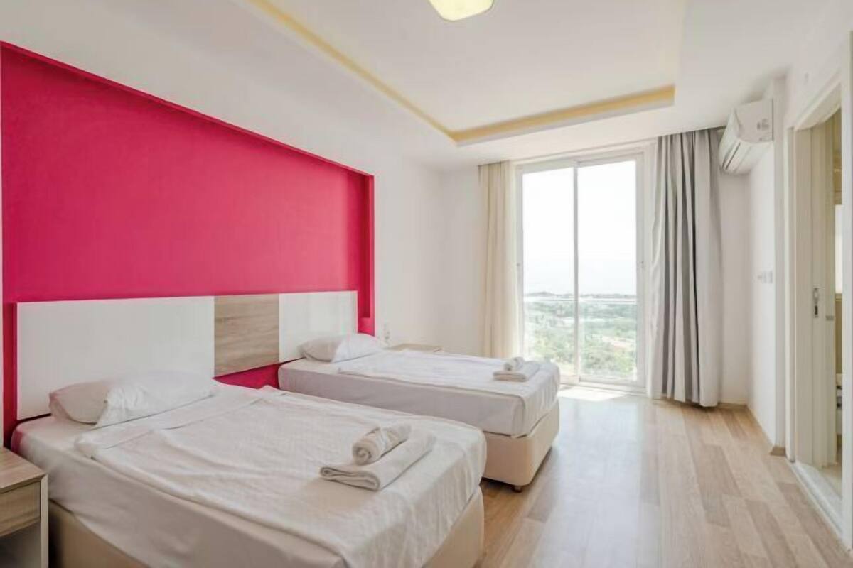 4 chambres, bureau, fer et planche à repasser, Wi-Fi gratuit