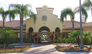 Exterior - Orlando Vista Cay Dream Vacation  Luxurious/Exquisite 3Bed/2Bath Condo Sleeps 8 (Orlando)