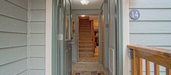 Powderidge #14:  2 Bedrooms, 2.5 Bath: Slope Side, Wood Fireplace.
