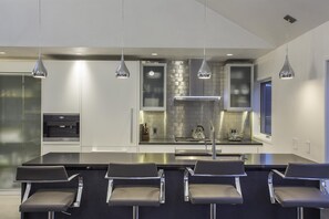 Fridge, microwave, oven, stovetop - Four Bedroom Penthouse in Center of Telluride (Telluride)