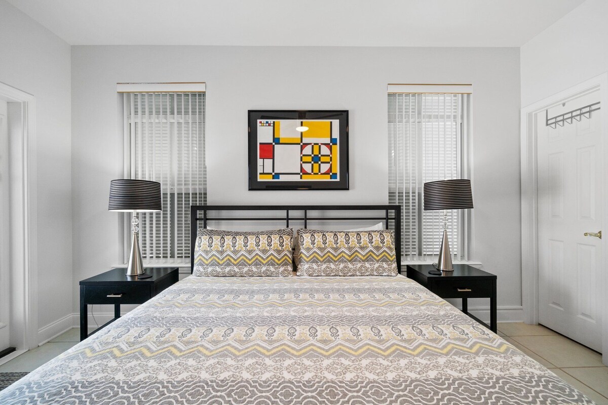 Photo 26 of Pet Friendly! 5 BR/5.5 Bath Luxury~Private Pool~Cabana~Steps to Beach