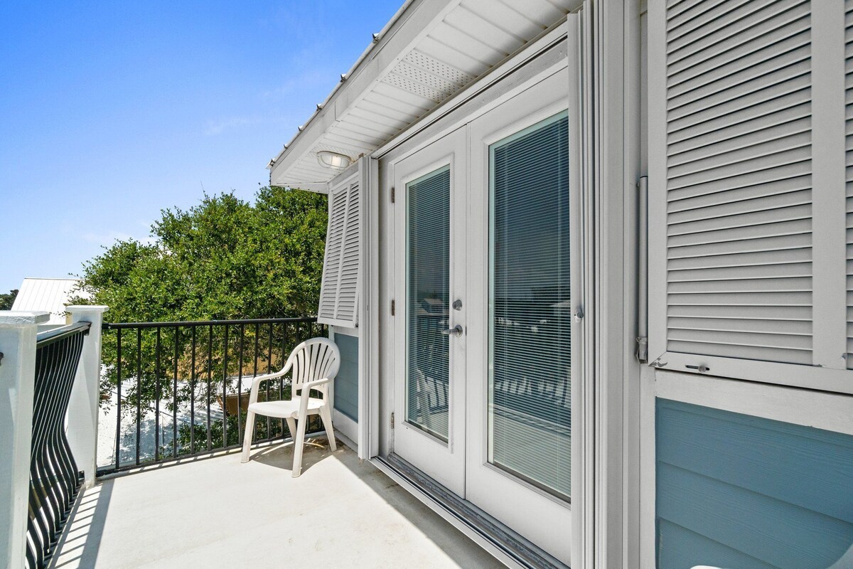 Photo 71 of Pet Friendly! 5 BR/5.5 Bath Luxury~Private Pool~Cabana~Steps to Beach