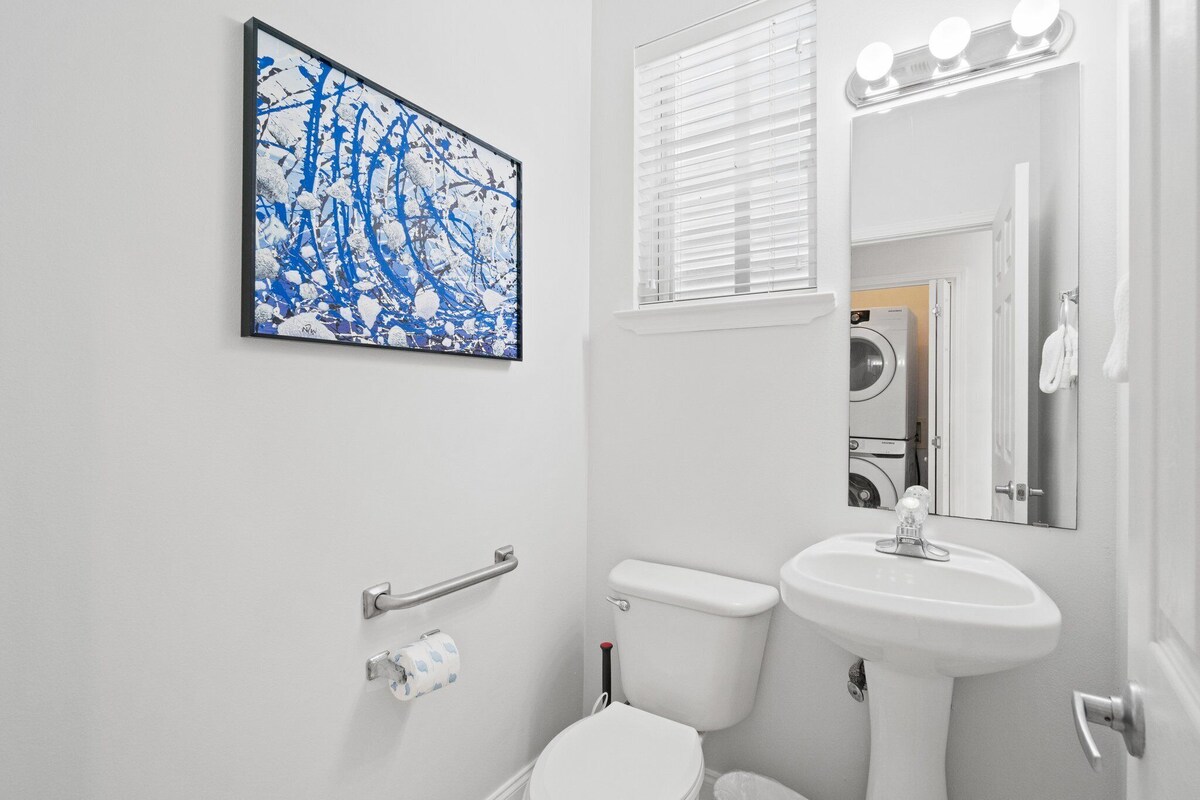 Photo 31 of Pet Friendly! 5 BR/5.5 Bath Luxury~Private Pool~Cabana~Steps to Beach