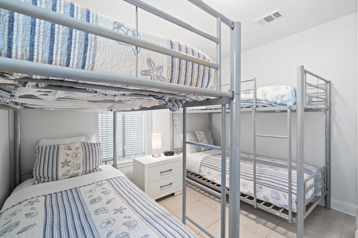 Photo 54 of Pet Friendly! 5 BR/5.5 Bath Luxury~Private Pool~Cabana~Steps to Beach