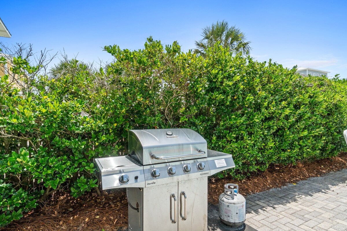 Photo 90 of Pet Friendly! 5 BR/5.5 Bath Luxury~Private Pool~Cabana~Steps to Beach