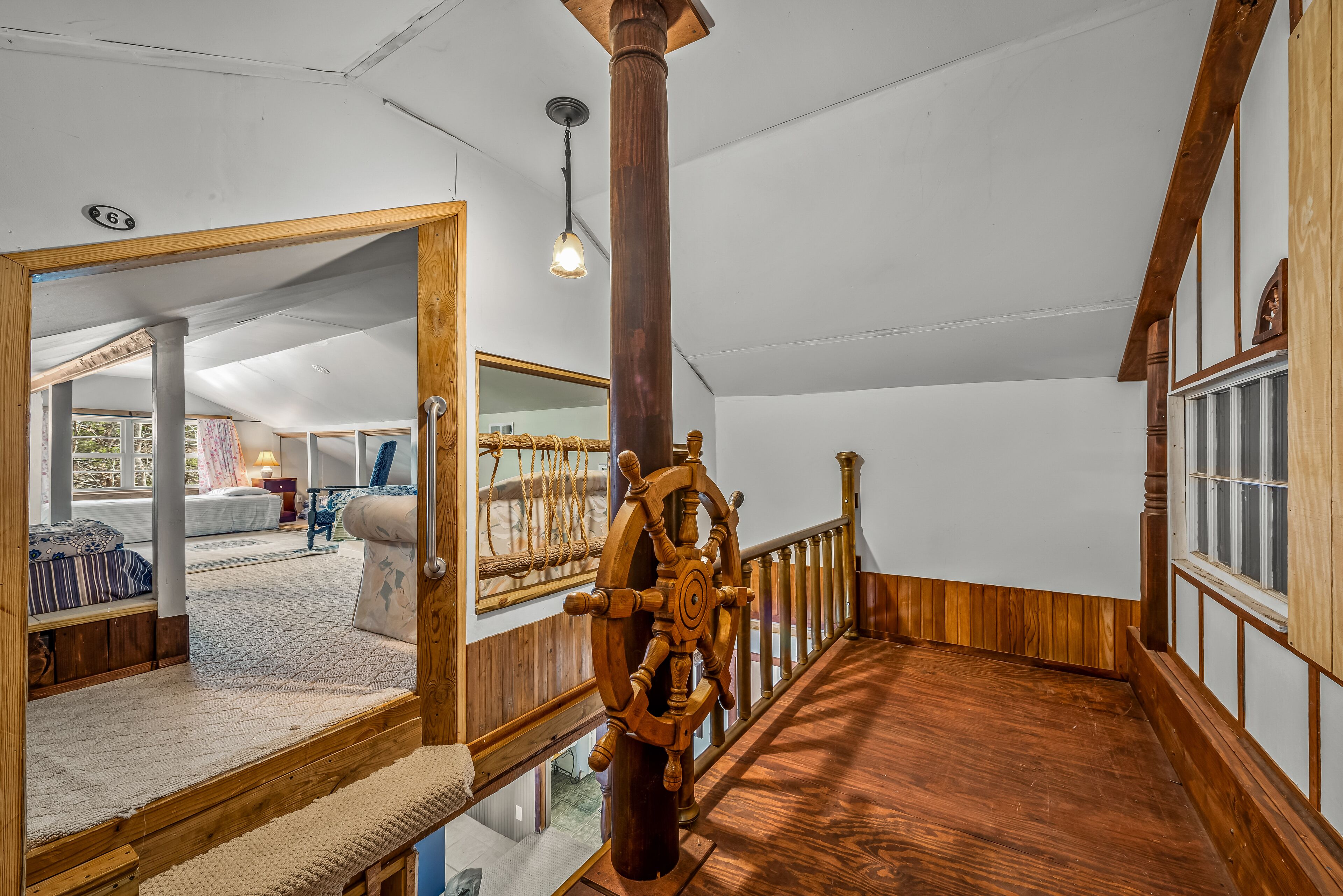 7 bedrooms, iron/ironing board, bed sheets