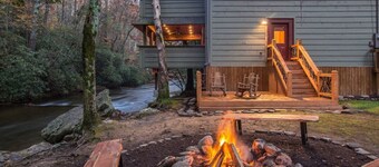 A River Runs Thru It | Riverfront Cabin