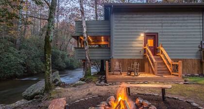 A River Runs Thru It | Riverfront Cabin