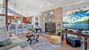 Smart TV, fireplace, DVD player