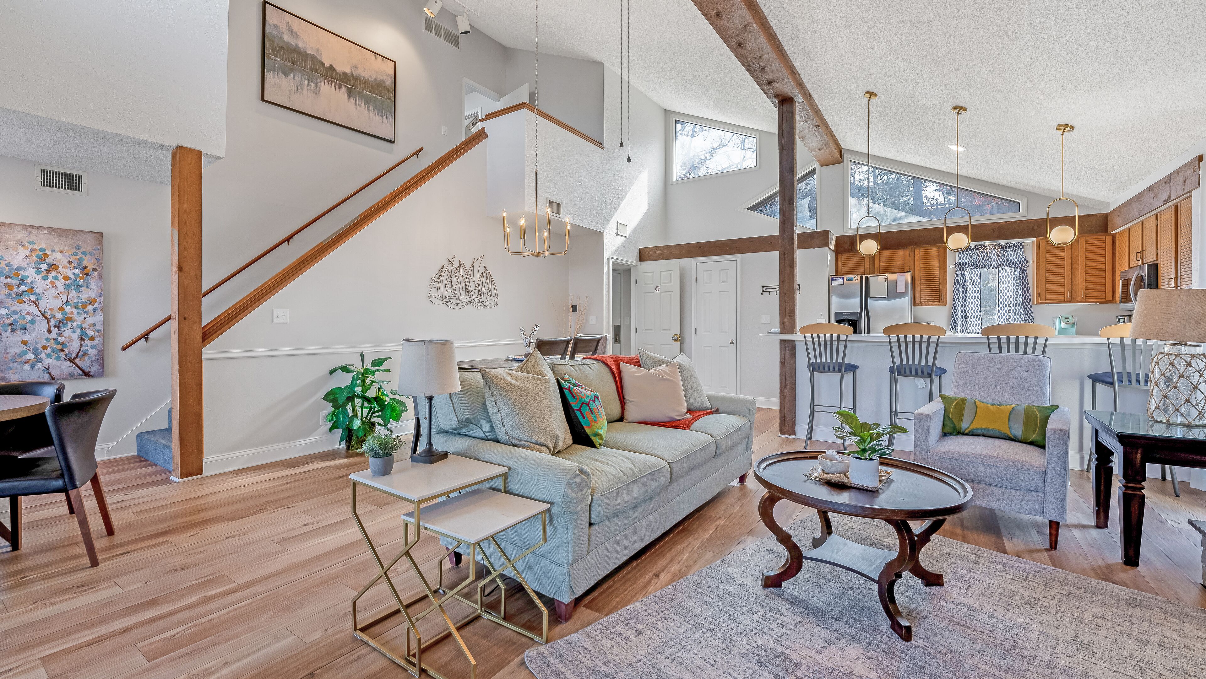 Smart TV, fireplace, DVD player