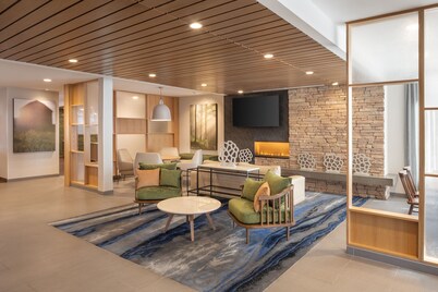 Fairfield Inn & Suites by Marriott Fresno North/Shaw Avenue
