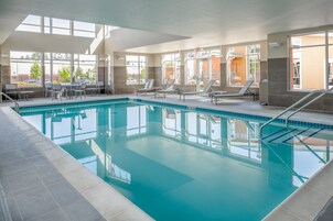 Una piscina techada