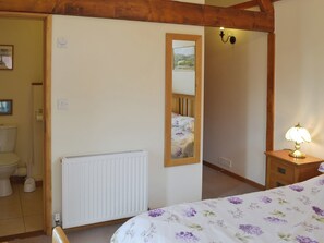 3 chambres, Wi-Fi gratuit, draps fournis