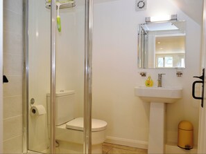 Towels - 2 bedroom accommodation in Keswick (Keswick)