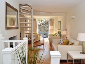 Fireplace - 2 bedroom accommodation in Keswick (Keswick)