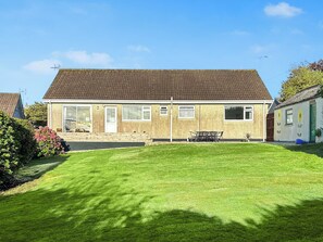 Exterior - 3 bedroom accommodation in Lanjeth, near St Austell (Lanjeth, near St Austell)