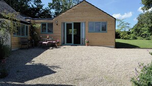 Exterior - 2 bedroom accommodation in Horton, near Ilminster (Horton, near Ilminster)