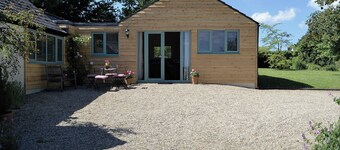 2 bedroom accommodation in Horton, near Ilminster
