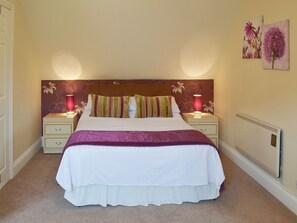 3 bedrooms, free WiFi, bed sheets