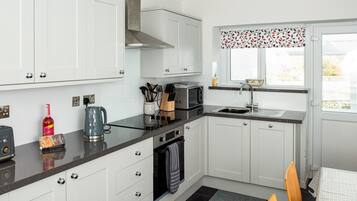 Dishwasher, highchair