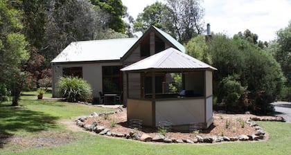 The Blue Wren Lodge quality couples accommodation